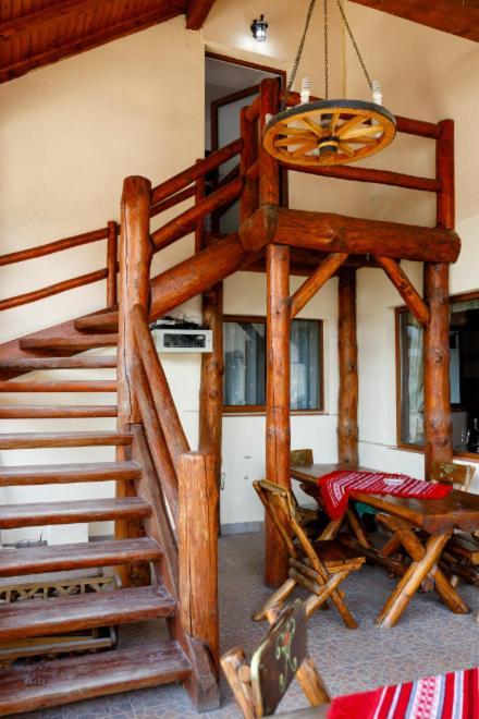 La Coltul Castelului Bran Boutique Hotel Ngoại thất bức ảnh