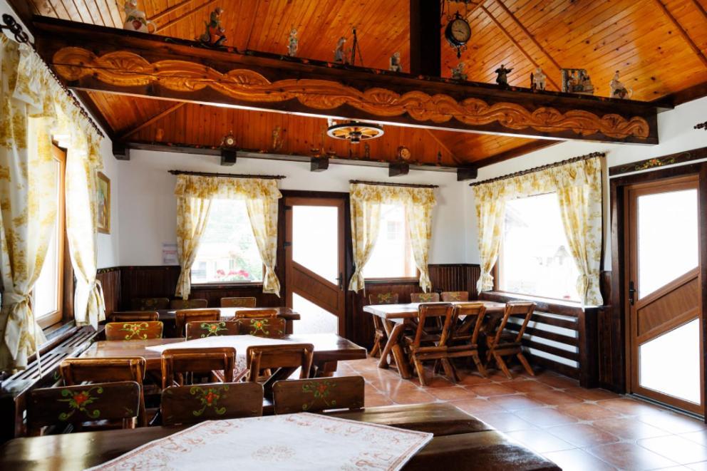 La Coltul Castelului Bran Boutique Hotel Ngoại thất bức ảnh