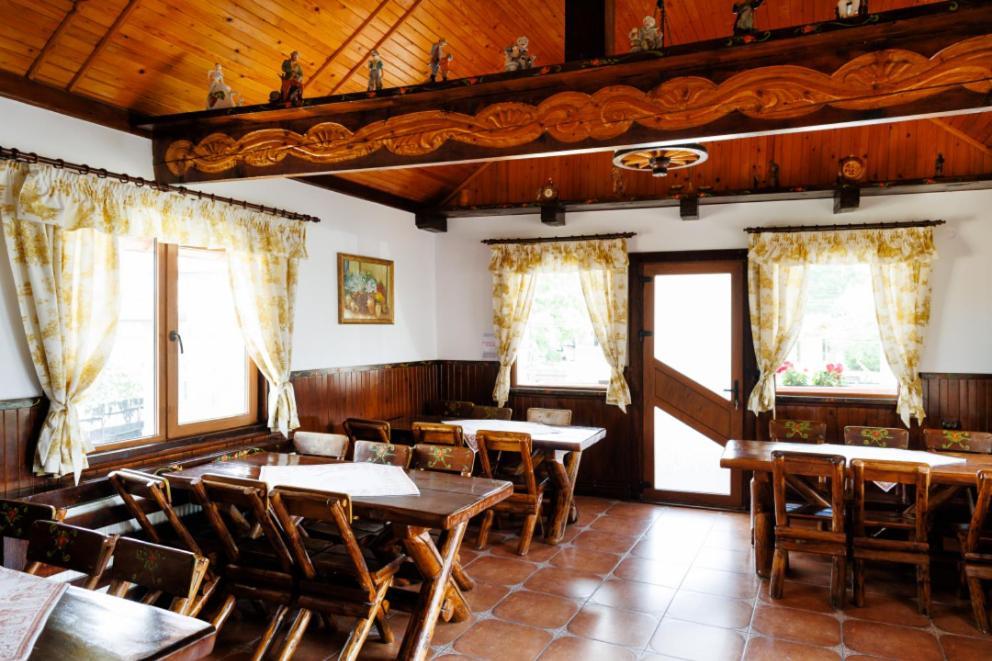 La Coltul Castelului Bran Boutique Hotel Ngoại thất bức ảnh