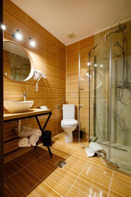 La Coltul Castelului Bran Boutique Hotel Ngoại thất bức ảnh