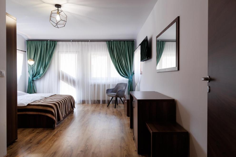 La Coltul Castelului Bran Boutique Hotel Ngoại thất bức ảnh