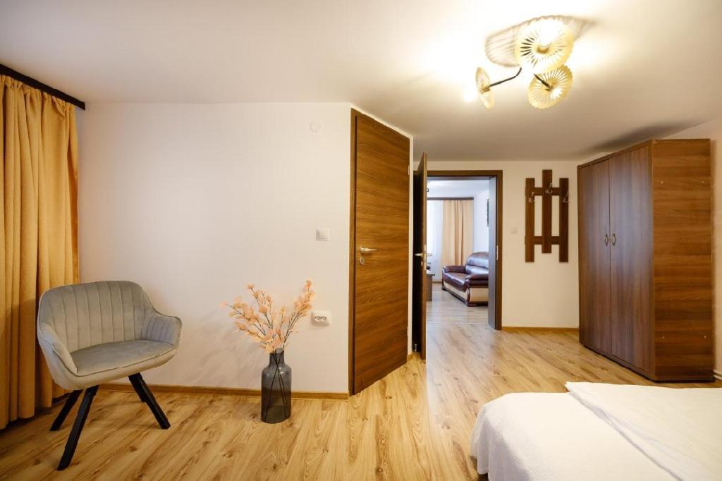 La Coltul Castelului Bran Boutique Hotel Ngoại thất bức ảnh