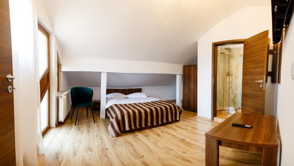 La Coltul Castelului Bran Boutique Hotel Ngoại thất bức ảnh