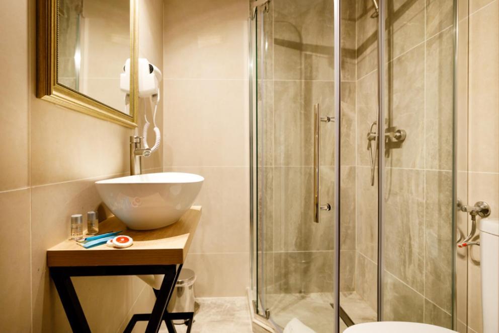 La Coltul Castelului Bran Boutique Hotel Ngoại thất bức ảnh