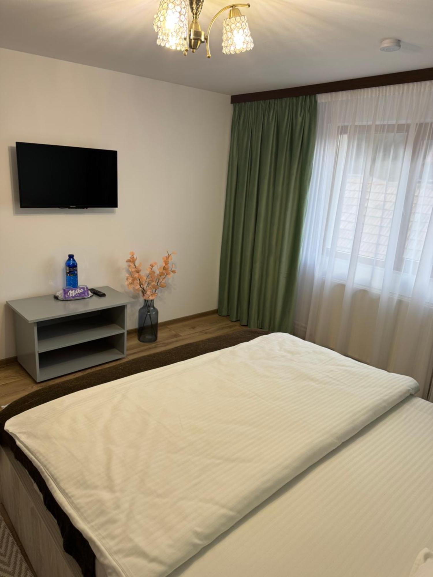 La Coltul Castelului Bran Boutique Hotel Ngoại thất bức ảnh