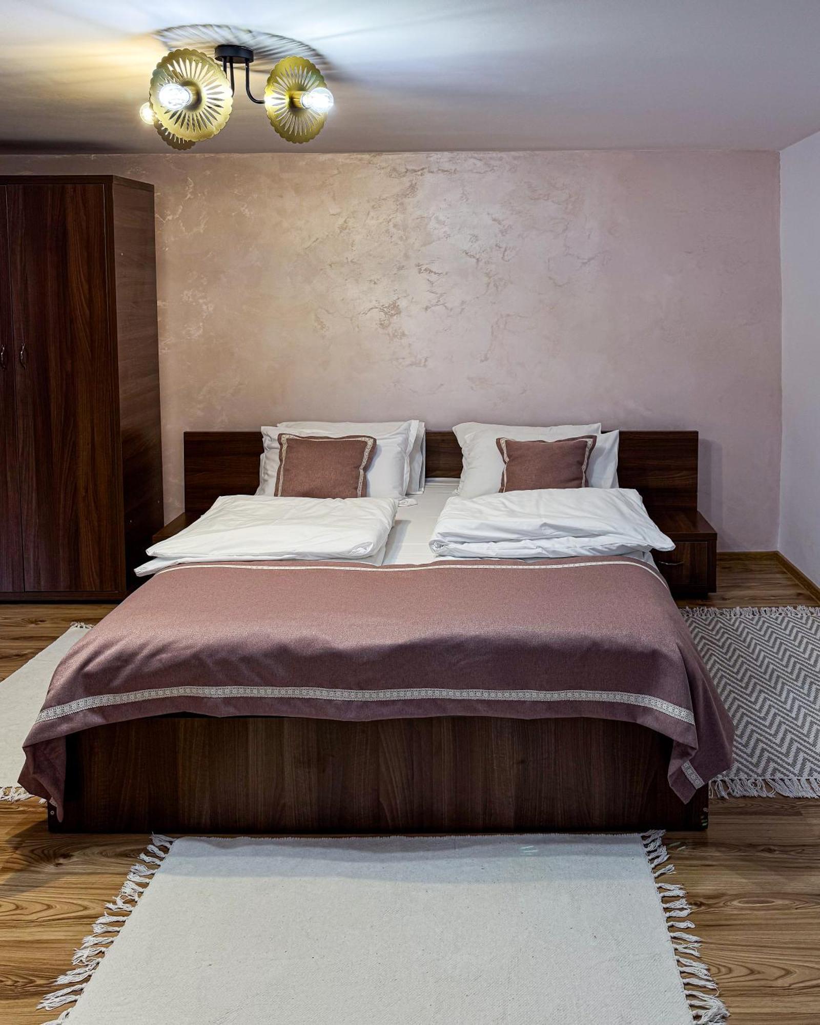 La Coltul Castelului Bran Boutique Hotel Ngoại thất bức ảnh