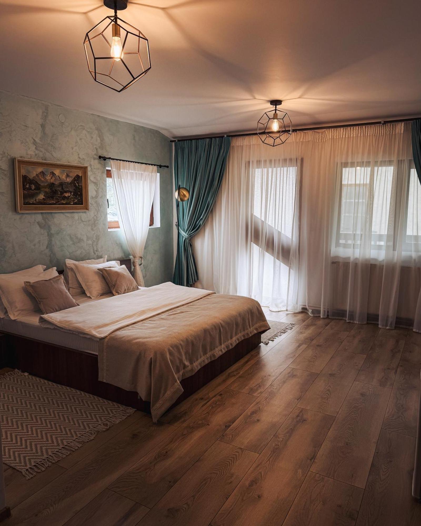La Coltul Castelului Bran Boutique Hotel Ngoại thất bức ảnh