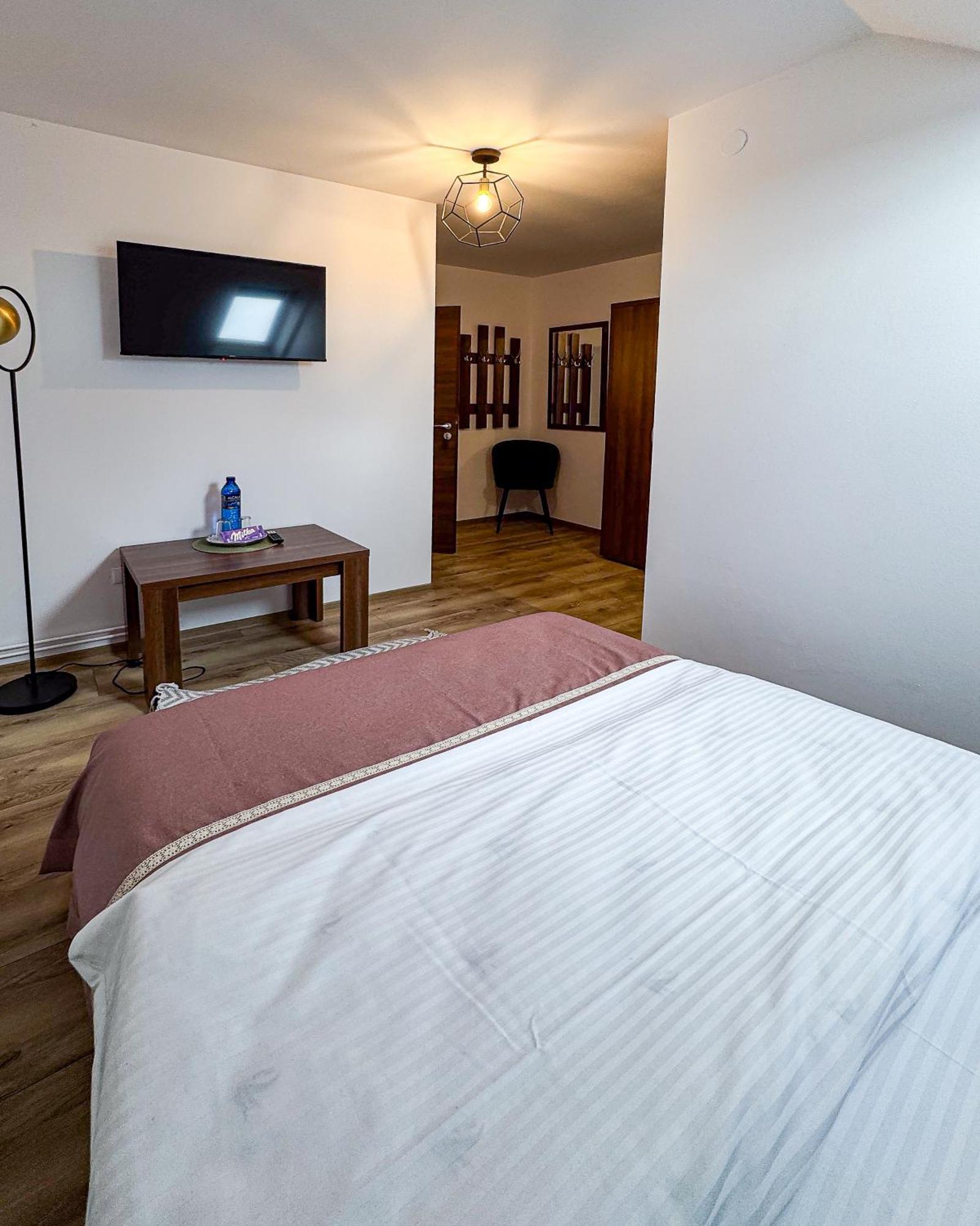 La Coltul Castelului Bran Boutique Hotel Ngoại thất bức ảnh