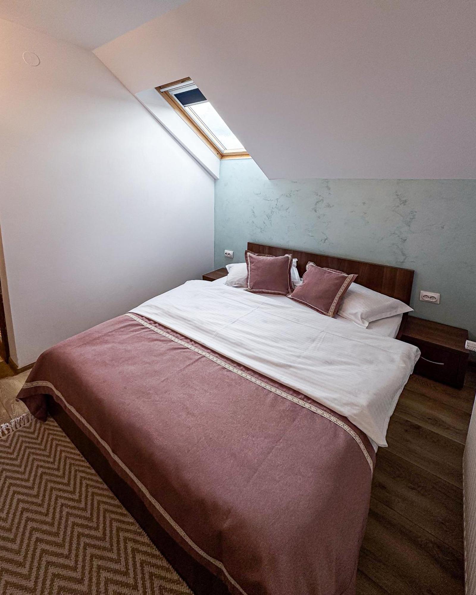 La Coltul Castelului Bran Boutique Hotel Ngoại thất bức ảnh